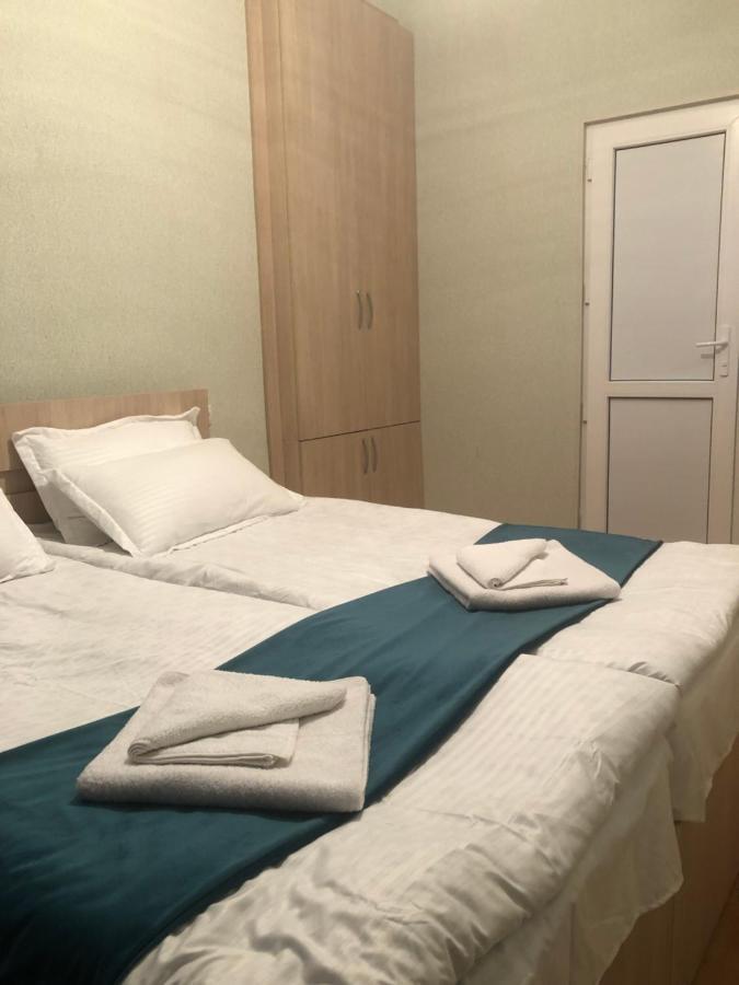 Cozy House Hotel Телави Екстериор снимка