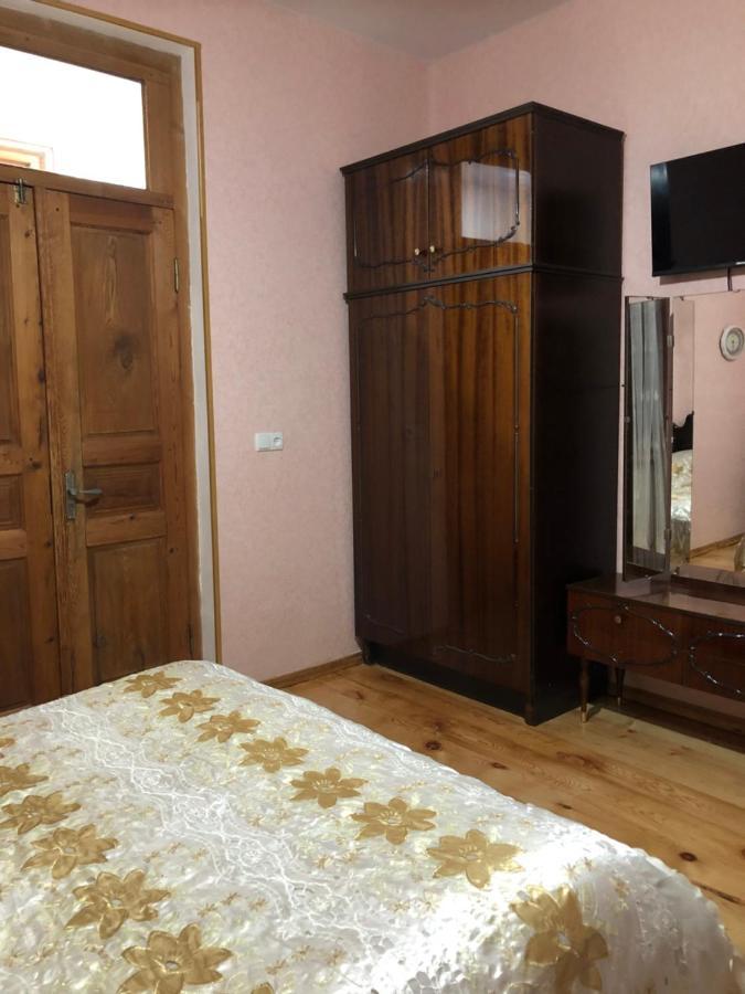 Cozy House Hotel Телави Екстериор снимка